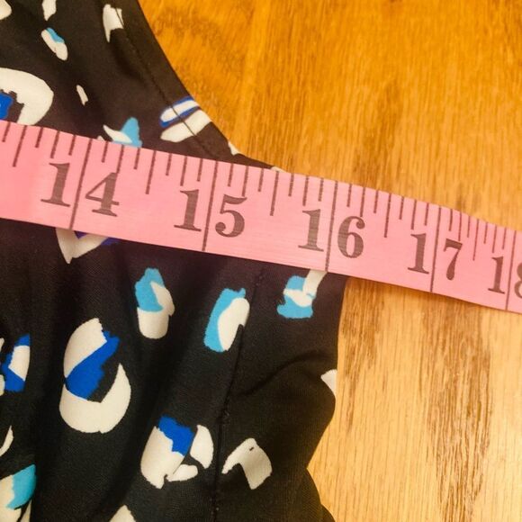 Croft & Barrow One piece Swimsuit - Picture 5 of 10